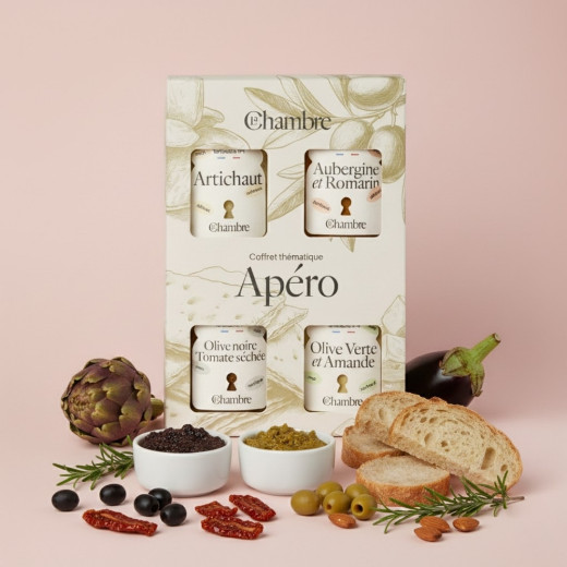 Aperitif box with 4 tasty savoury spreads