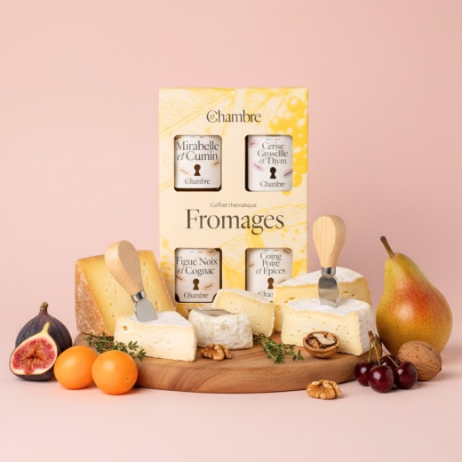 Gift box of cheese condiments made in France