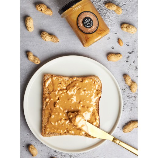 Crunchy Peanut Butter with Intense Taste and Crunchy Texture