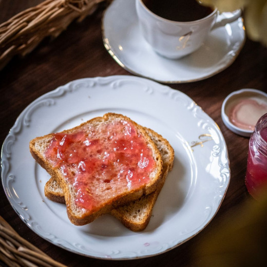 Artisanal Damask Rose Jelly – Special Valentine’s Edition 🌹