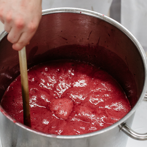 La boutique de vente de confiture artisanale La chambre mettant en avant le matcha licious