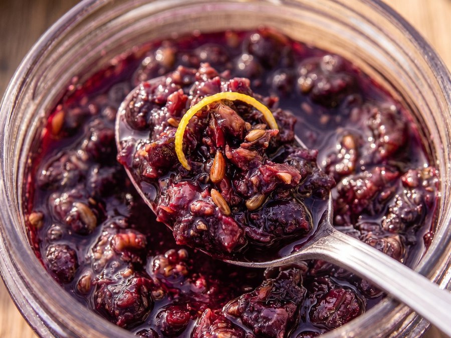 Grape jelly recipe with spices